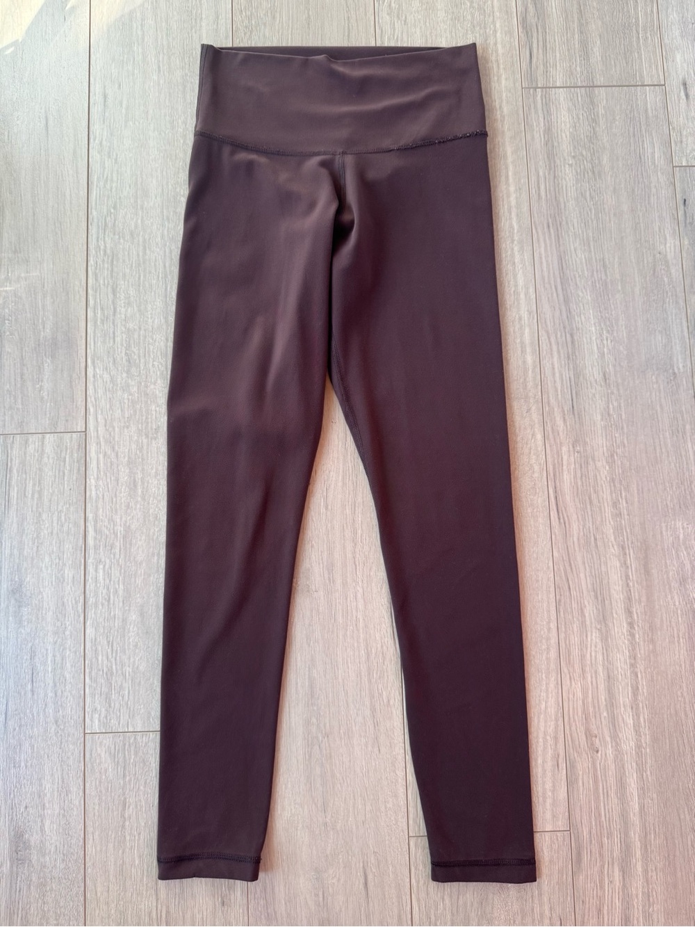 TNA Action Leggings (Chocolate Brown)